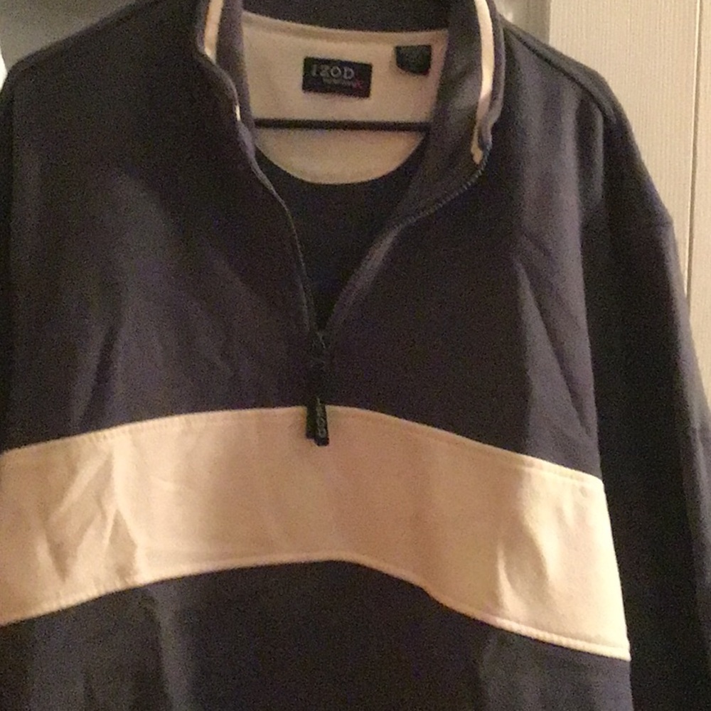 IZOD grey and white Xlarge sweatshirt with zipper in front